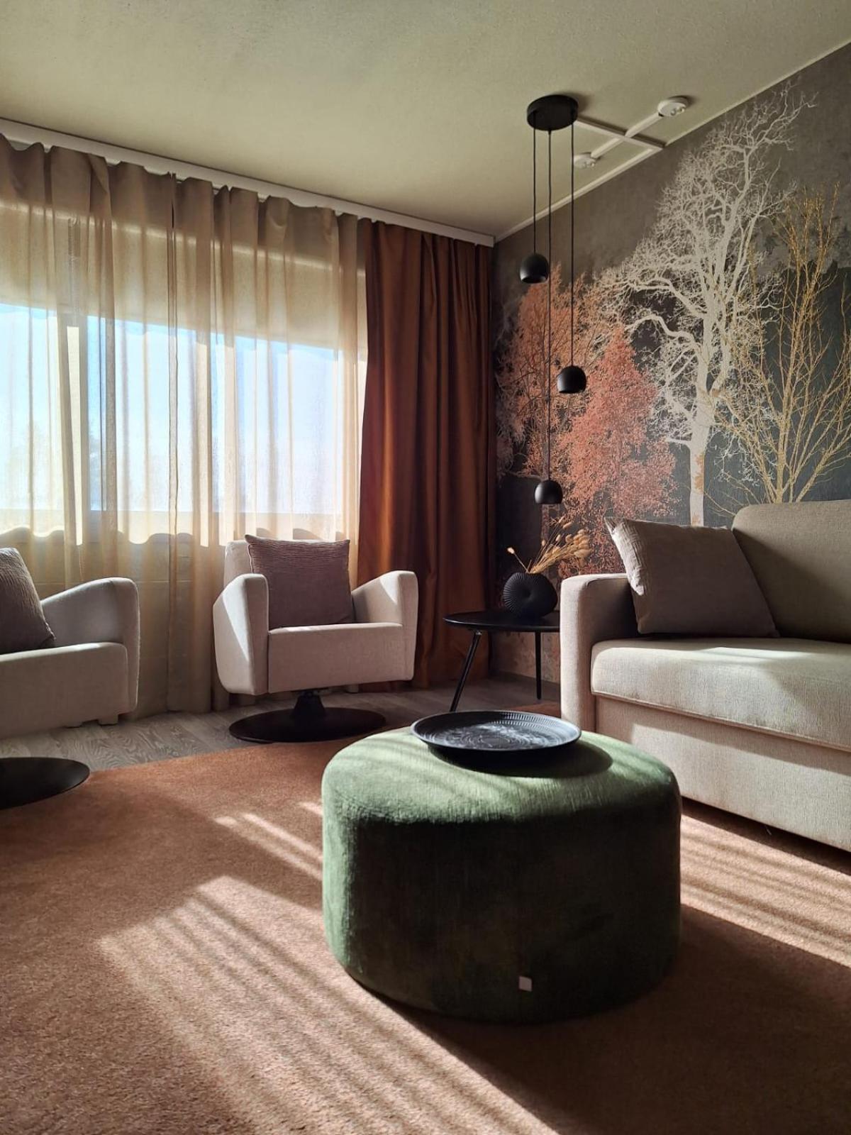 Hotel Kaeenpesae Ylivieska Buitenkant foto
