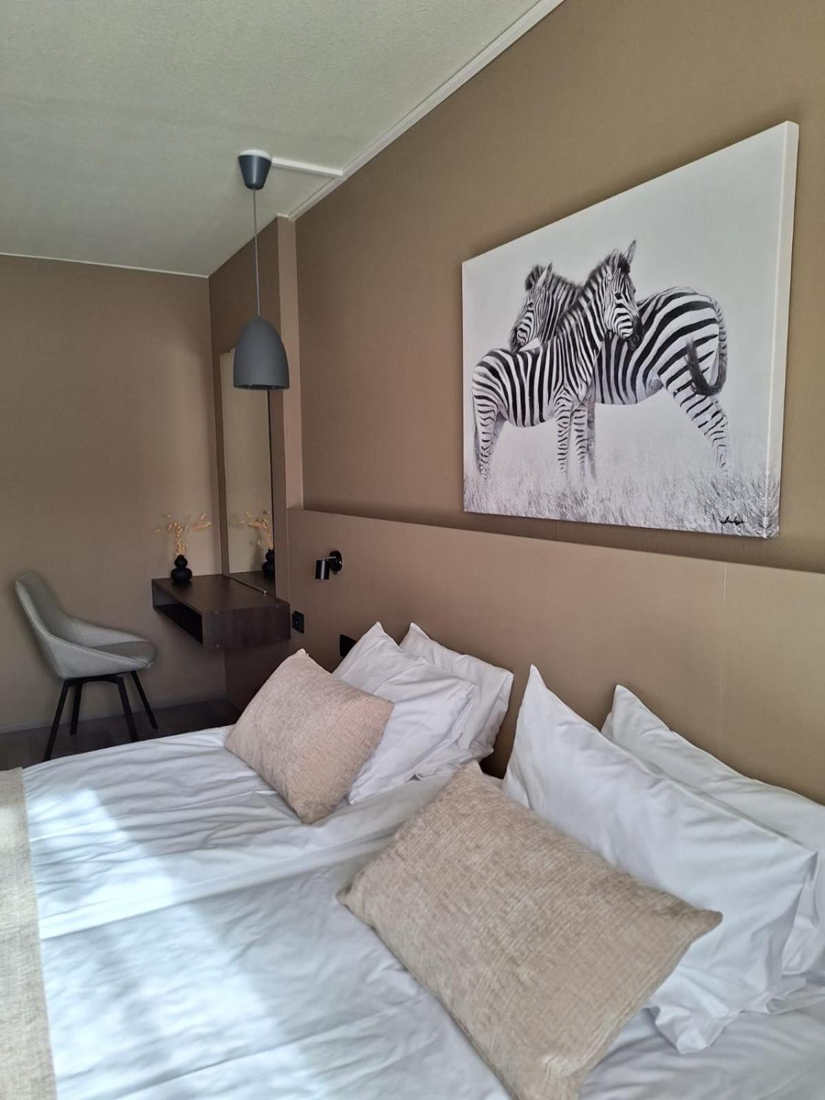 Hotel Kaeenpesae Ylivieska Buitenkant foto
